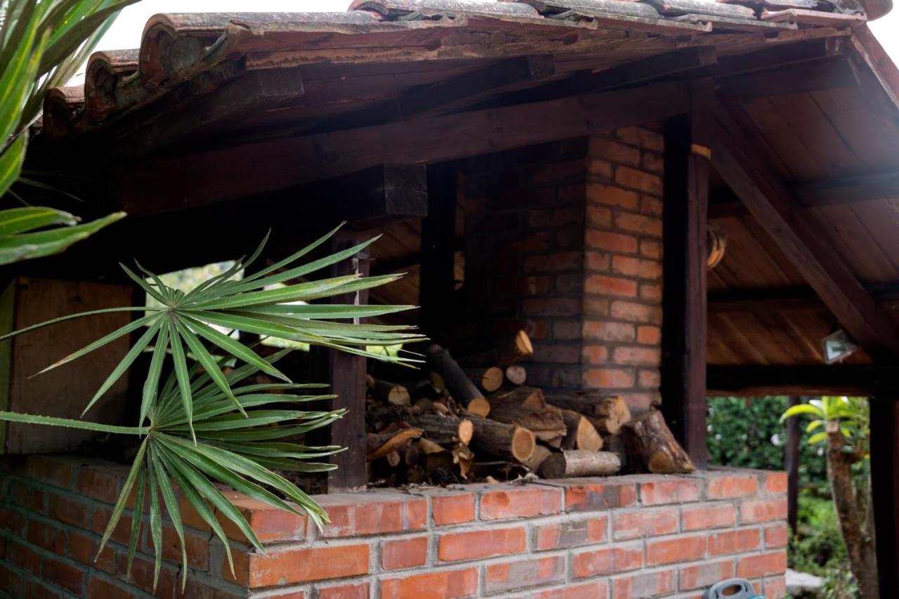 L'Acchiappasogni Bed And Breakfast Colle di Fuori Екстериор снимка